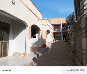 2 bedroom Bungalow Apartment for rent Kisaasi  Kampala Central Kampala Central