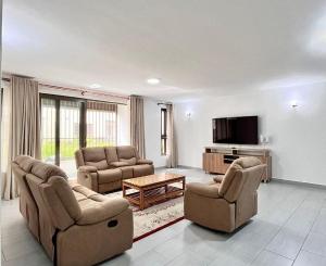 2 bedroom Flat&Apartment for sale Lavington Nairobi