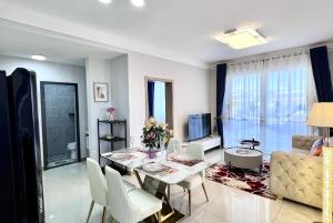 2 bedroom Flat&Apartment for sale Mombasa Rd Nairobi