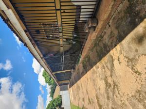 2 bedroom Apartment for rent Kiwafu road  Makindye Kampala Central