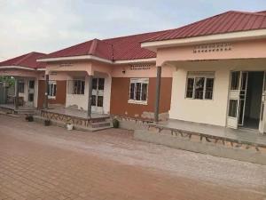 2 bedroom Bungalow Apartment for rent Bweyogerere road  Kampala Central Kampala Central
