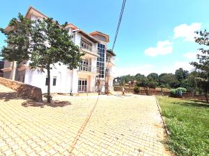 2 bedroom Apartment Block Apartment for rent mamerito road Kira Wakiso Central