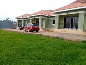 2 bedroom Apartment Block Apartment for rent namugongo Wakiso Central