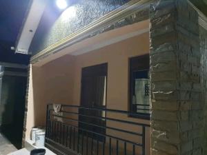 2 bedroom Bungalow Apartment for rent Kira road  Kira Wakiso Central