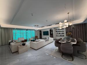 3 bedroom Flat&Apartment for sale Othaya road  Kileleshwa Nairobi