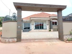 3 bedroom Bungalow Apartment for sale Kira mamerito road  Kira Wakiso Central