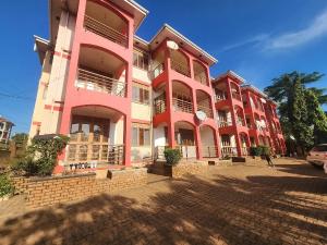3 bedroom Apartment Block Apartment for rent Kisungu Entebbe road  Katabi Wakiso Central