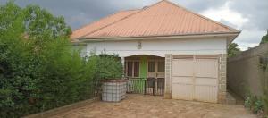 3 bedroom Villa for sale Seeta namilyango road  Goma Mukono Central