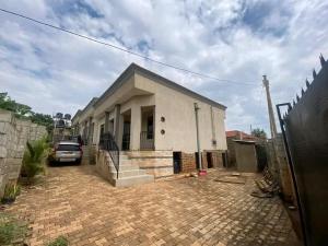 2 bedroom Bungalow Apartment for sale Namugongo nabsugwe  Wakiso Central