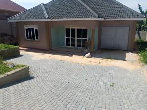 3 bedroom Bungalow Apartment for rent sonde jjogo Mukono Central