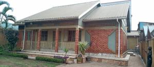 3 bedroom Bungalow Apartment for sale Kyaliwajjala road  Kampala Central Kampala Central