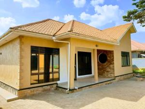3 bedroom Bungalow Apartment for rent Kira nsaza  Kira Wakiso Central