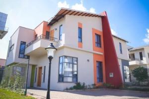 4 bedroom Flat&Apartment for sale Langata Nairobi