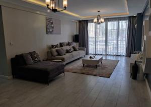 4 bedroom Flat&Apartment for sale Kilimani Nairobi