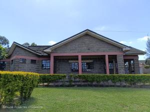 4 bedroom Houses for rent Kerarapon Nairobi