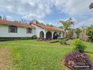 4 bedroom Bungalow Houses for rent Loresho Nairobi