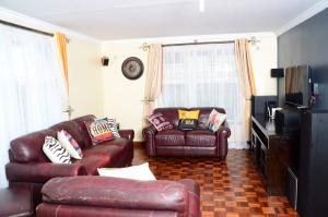 4 bedroom Bungalow Houses for sale Athi RIver Machakos