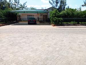 4 bedroom Bungalow Houses for sale Athi RIver Machakos