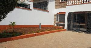4 bedroom Flat&Apartment for sale Westlands Nairobi