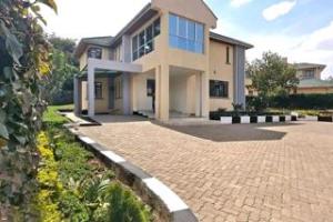 4 bedroom Houses for rent Karen Nairobi