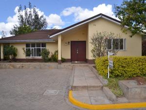 4 bedroom Bungalow Houses for sale Athi RIver Machakos