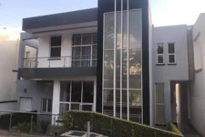 4 bedroom Houses for rent Spring Valley Nairobi