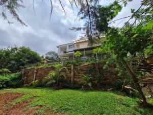 4 bedroom Houses for sale Kitisuru Nairobi