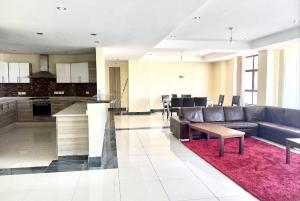 4 bedroom Flat&Apartment for sale Westlands Nairobi