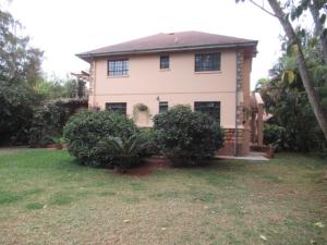 4 bedroom Townhouses Houses for rent Runda Runda Nairobi