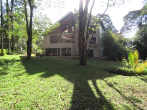 4 bedroom Townhouses Houses for rent Lower Kabete Rd, Lower Kabete Nairobi