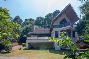 4 bedroom Houses for sale Karen Nairobi