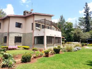 4 bedroom Houses for sale Karen Nairobi