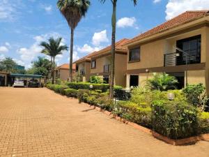 4 bedroom Apartment Block Apartment for rent Naguru road Kampala Central
