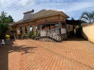 4 bedroom Villa for sale Kyanja Kampala Central Kampala Central
