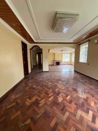 4 bedroom Bungalow Houses for rent Muthaiga Nairobi