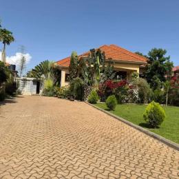 4 bedroom Villa for sale Namugongo mbalwa  Kira Wakiso Central