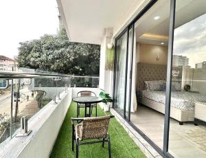 5 bedroom Flat&Apartment for sale Parklands Nairobi