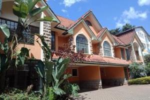5 bedroom Flat&Apartment for rent Lavington Nairobi