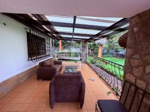 5 bedroom Bungalow Houses for rent Spring Valley Nairobi