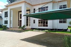 Townhouses Houses for rent Karen Nairobi