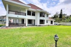 Houses for rent Karen Nairobi