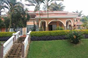 5 bedroom Houses for sale Runda Nairobi
