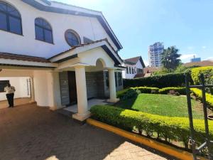 4 bedroom Bungalow Houses for rent DAM ESTATE AREA Langata Nairobi