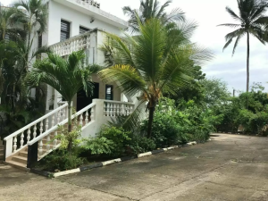 5 bedroom Townhouse for sale Nyali Mombasa