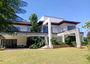 5 bedroom Houses for sale Karen Nairobi