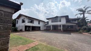 5 bedroom Houses for sale Gigiri Nairobi