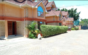 5 bedroom Townhouses Houses for rent Kwa Benard Stage Maziwa,  Lavington Dagoretti North Nairobi