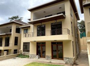 5 bedroom Townhouse for rent Lavington Nairobi