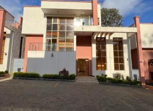 5 bedroom Townhouse for rent Lavington Nairobi
