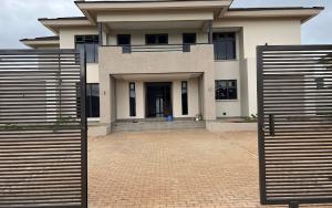 5 bedroom Townhouse for rent Langata Nairobi